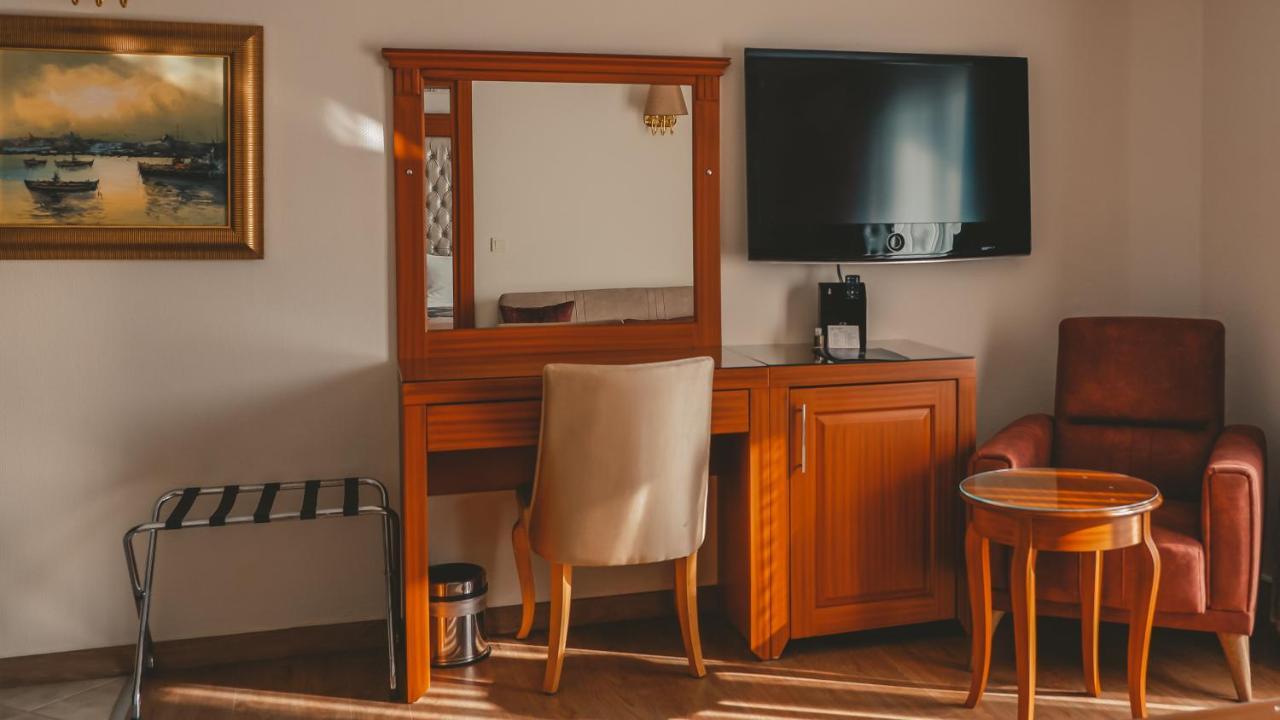 Premier Vista Hotel 锡利夫里 外观 照片