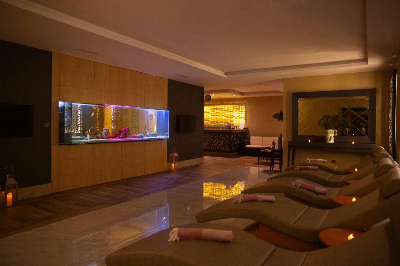 Premier Vista Hotel 锡利夫里 外观 照片